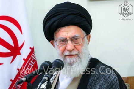 تجلیل از بزرگان دین تجلیل از معارف الهی و کاری لازم  است