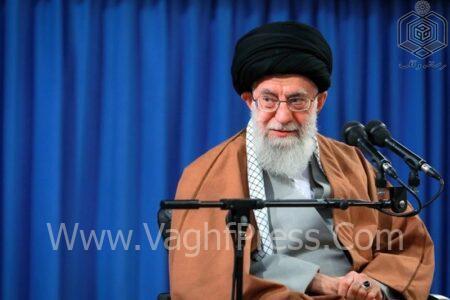 پاسخ امام خامنه‌ای به نامه یک دختر نوجوان درباره ورود به عرصه تکلیف